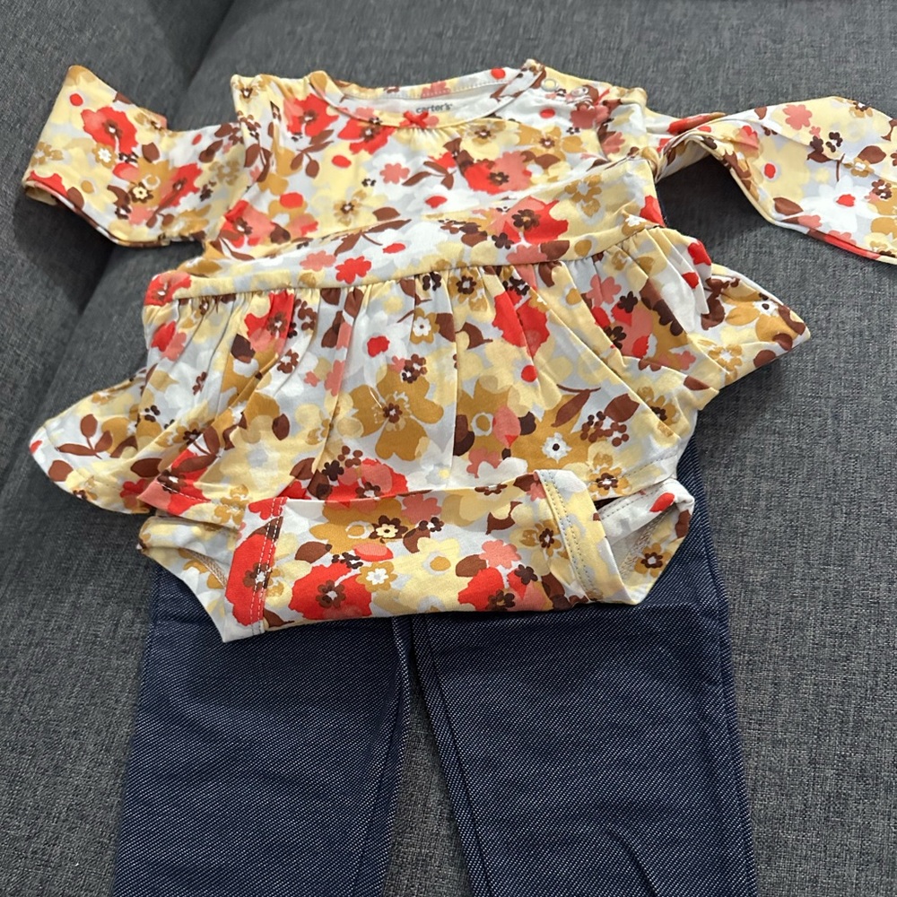 Carter’s baby girl outfit.